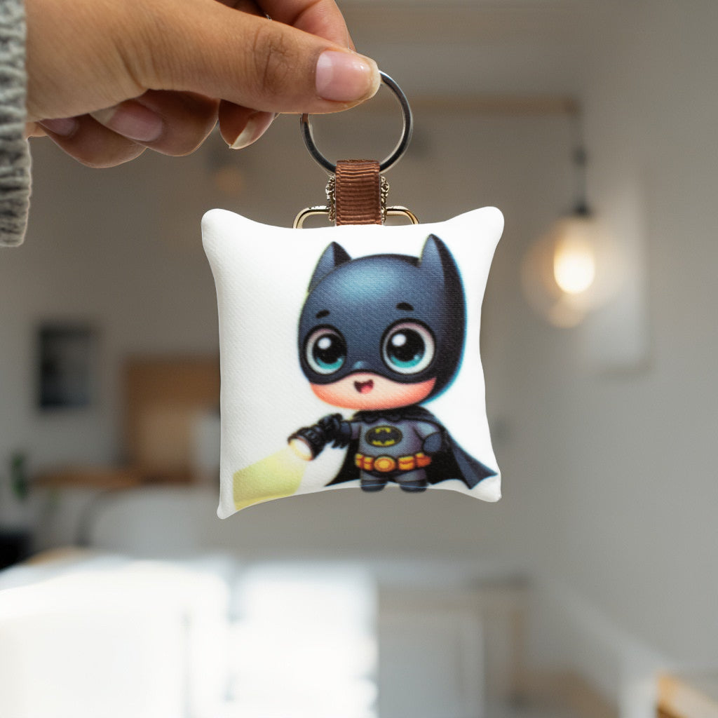 Llavero Almohadita Batman Chibi